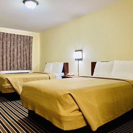 Suite 16 Motel Gore Экстерьер фото