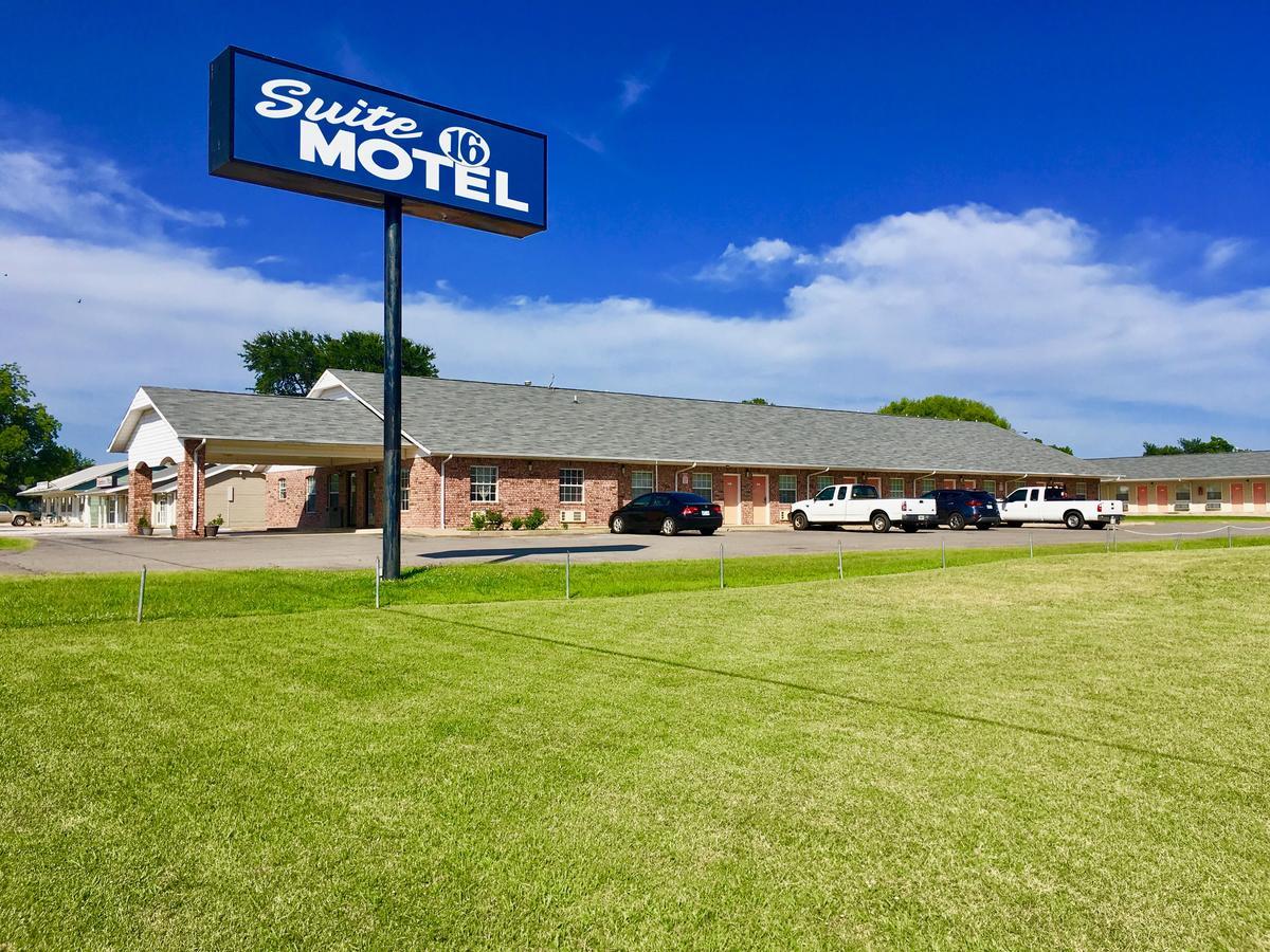 Suite 16 Motel Gore Экстерьер фото
